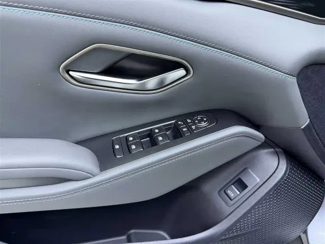 BYD Qin L — Фото автомобиля 12