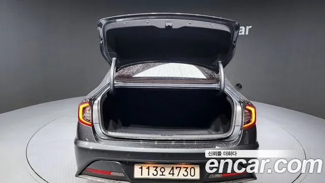 Hyundai Sonata — Фото автомобиля 20