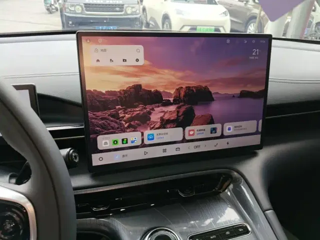 Geely Galaxy E5 — Фото автомобиля 12