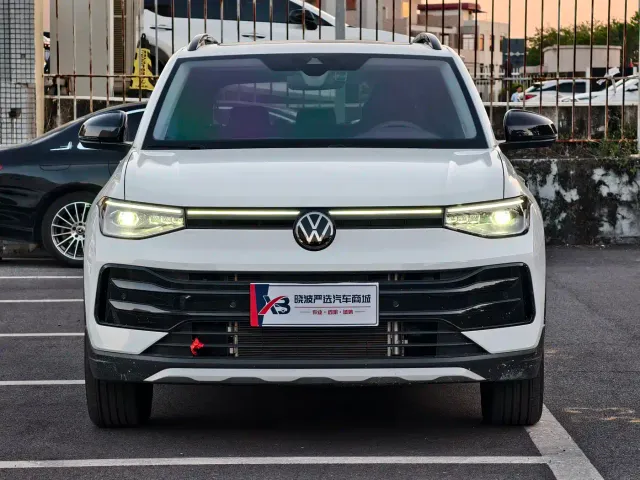 Volkswagen Tharu — Фото автомобиля 3