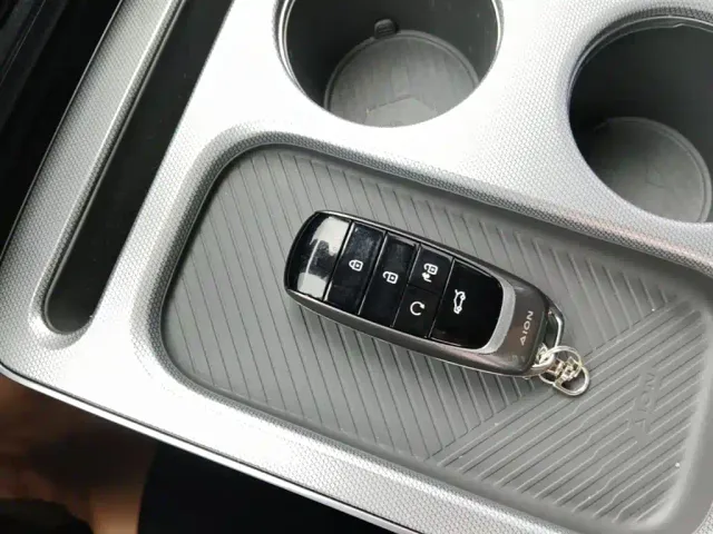 GAC Aion Y — Фото автомобиля 8