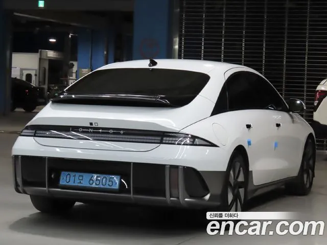 Hyundai Ioniq 6 — Фото автомобиля 2