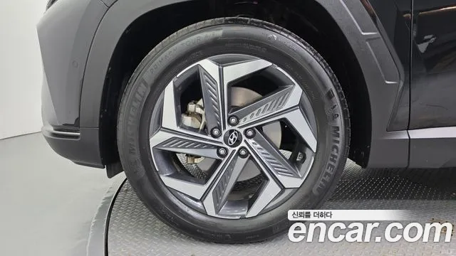 Hyundai Tucson Tucson (NX4) Дизель 2.0 4WD — Фото автомобиля 5