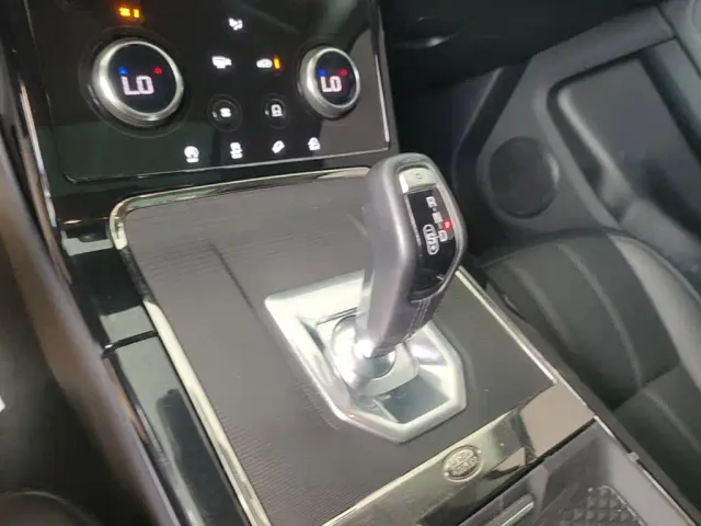 Land Rover Range Rover Evoque — Фото автомобиля 13