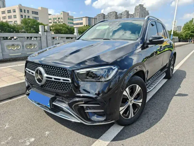 Фотография автомобиля — Mercedes-Benz GLE-Class