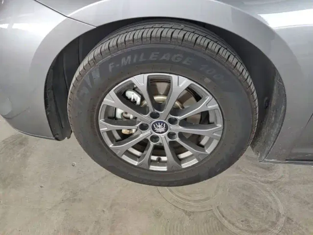 BYD Qin L — Фото автомобиля 22