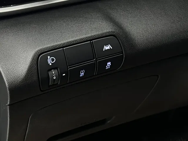 Hyundai Elantra — Фото автомобиля 8