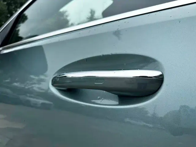 Mercedes-Benz C-Class — Фото автомобиля 12