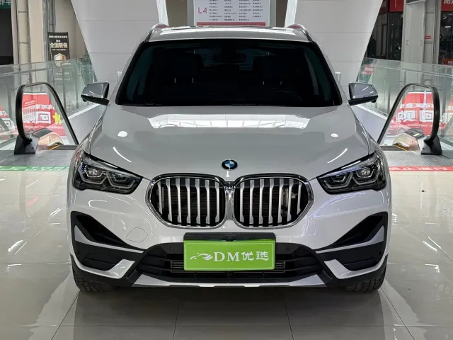 BMW X1 — Фото автомобиля 2
