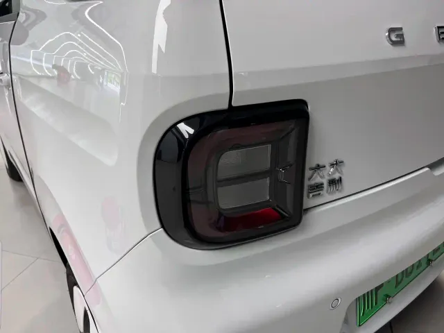 Geely Panda — Фото автомобиля 8