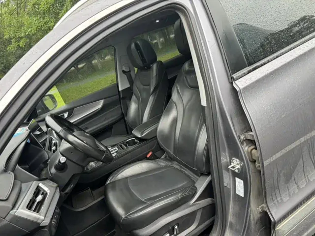 Chery Tiggo 8 — Фото автомобиля 14