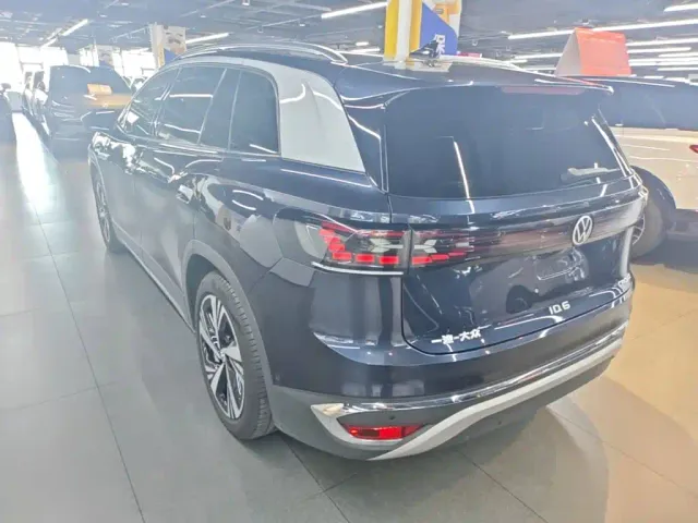 Volkswagen ID.6 Crozz — Фото автомобиля 4