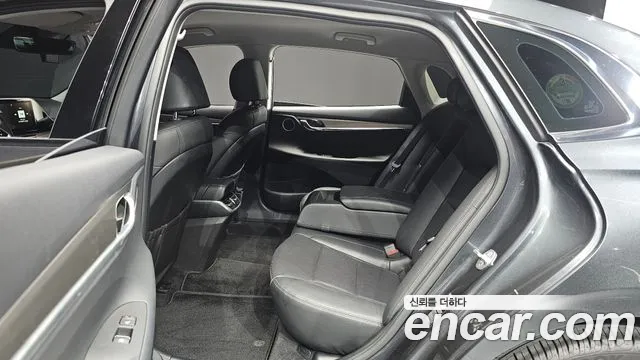 Hyundai Grandeur Grandeur (New) — Фото автомобиля 11
