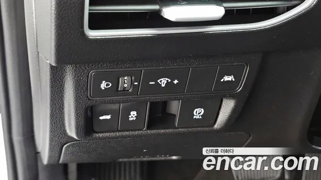Hyundai Sonata Sonata (DN8) 2.0 LPG(Для проката) — Фото автомобиля 16