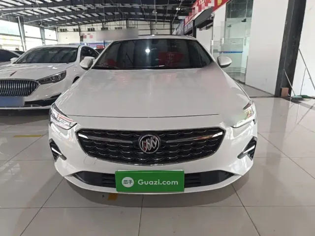 Buick Regal — Фото автомобиля 2