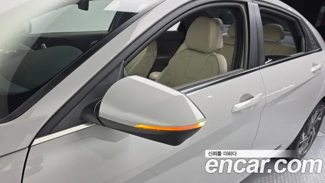 Hyundai Avante CN7 — Фото автомобиля 30