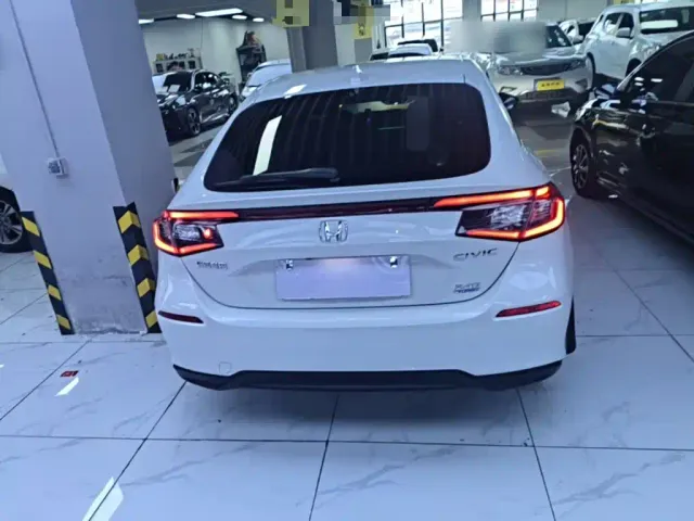 Honda Civic — Фото автомобиля 5