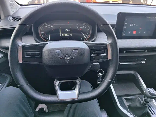 Wuling Jiachen — Фото автомобиля 10