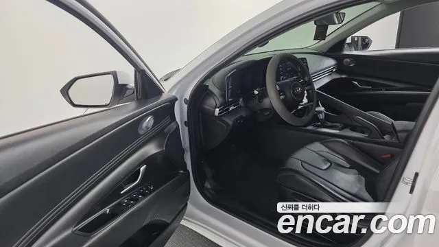 Hyundai Avante — Фото автомобиля 10