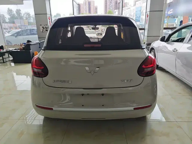 Wuling Bingo — Фото автомобиля 5