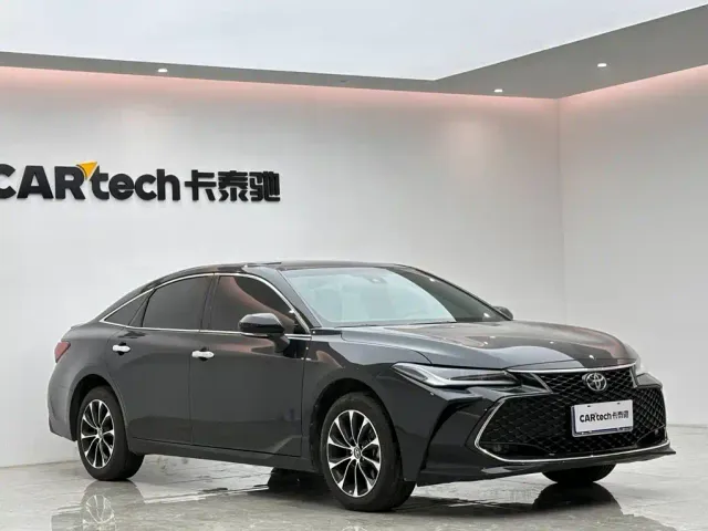 Toyota Avalon — Фото автомобиля 6