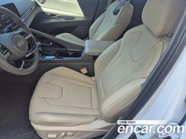 Hyundai Avante CN7 — Фото автомобиля 8