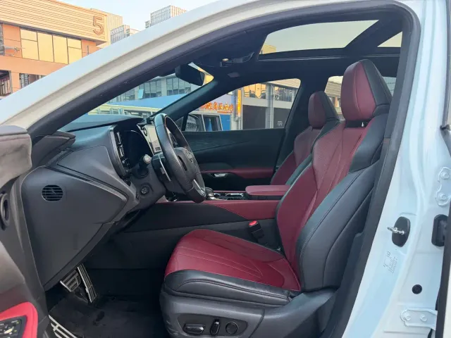 Lexus RX — Фото автомобиля 4