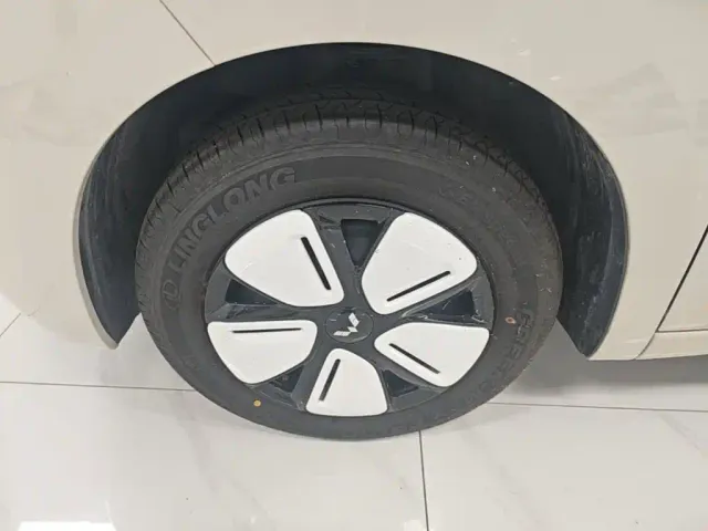 Wuling Hongguang Mini EV — Фото автомобиля 22