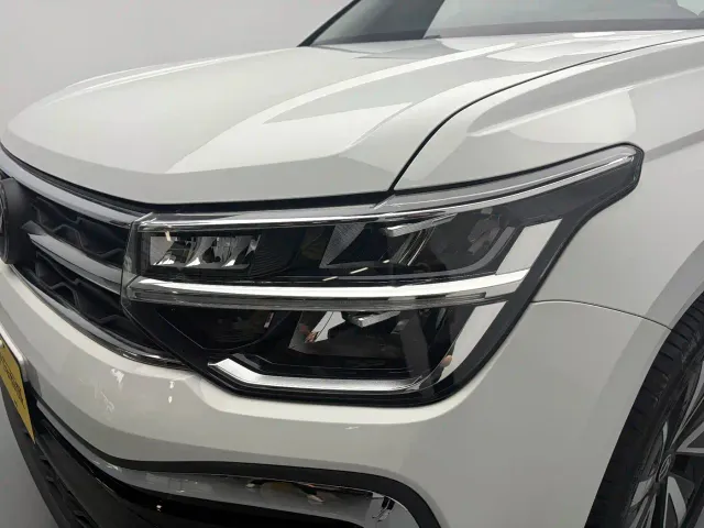 Volkswagen Tharu — Фото автомобиля 10