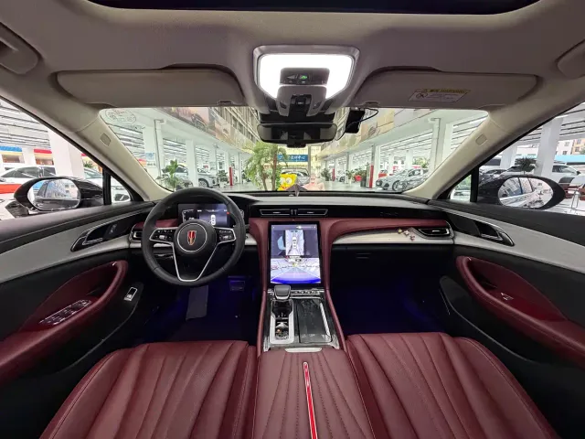 Hongqi H5 — Фото автомобиля 10