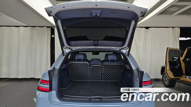 Genesis GV80 — Фото автомобиля 15