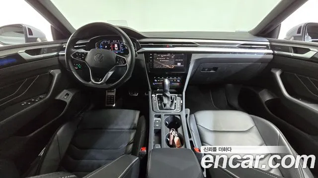 Volkswagen Arteon Arteon 2.0 TDI R-LINE 4Motion — Фото автомобиля 7