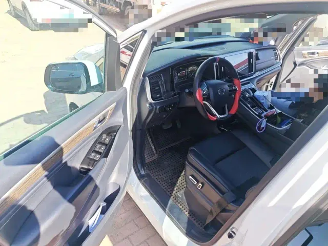 GAC Trumpchi M8 — Фото автомобиля 17