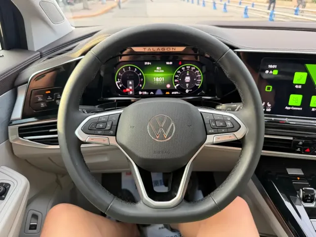 Volkswagen Talagon — Фото автомобиля 15