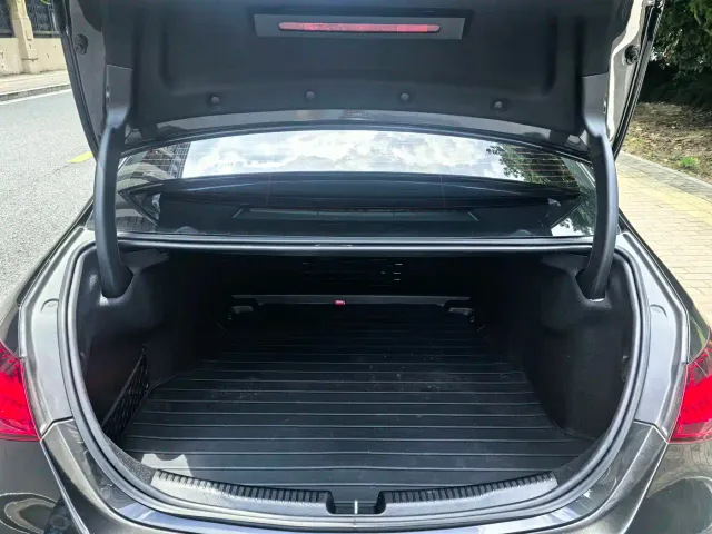 Mercedes-Benz C-Class — Фото автомобиля 13