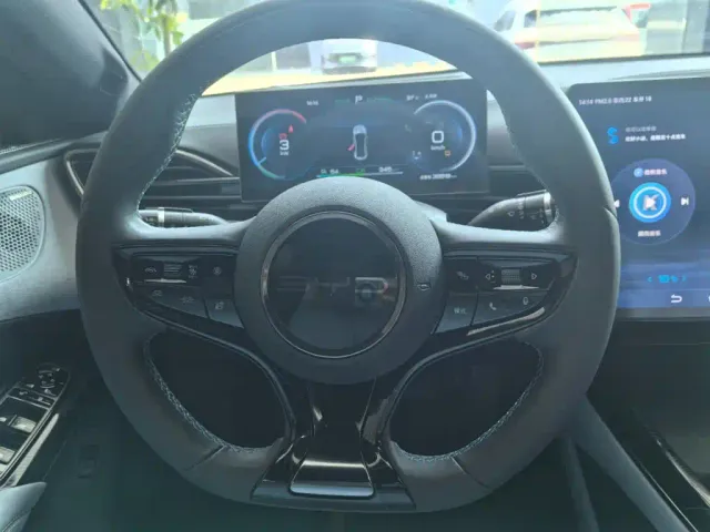 BYD Seal — Фото автомобиля 9