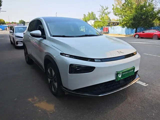 Xpeng G3 — Фото автомобиля 3