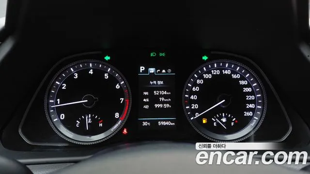Hyundai Sonata Sonata (DN8) 2.0 LPG(Для проката) — Фото автомобиля 8