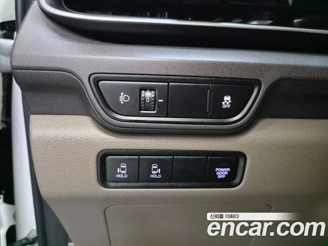 Kia Carnival 4th Gen — Фото автомобиля 9