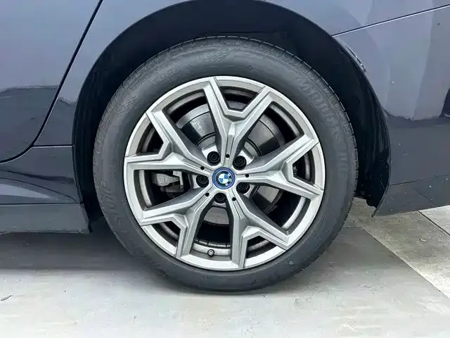 BMW i3 — Фото автомобиля 17