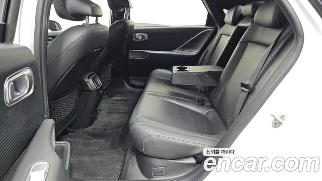 Hyundai Ioniq 6 — Фото автомобиля 11