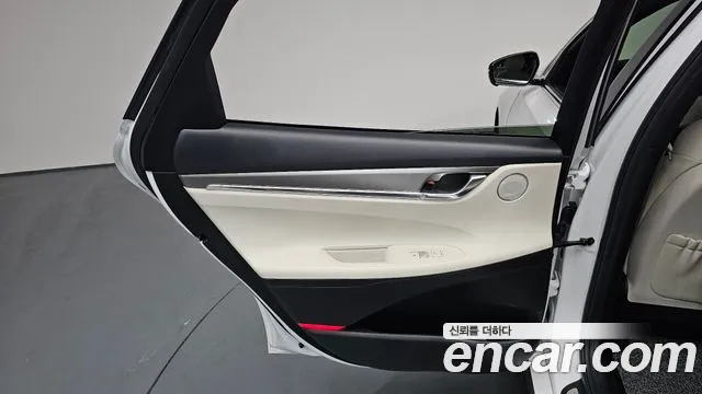 Hyundai Grandeur — Фото автомобиля 21