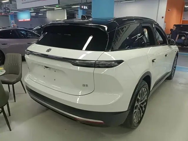 Nio ES6 — Фото автомобиля 6