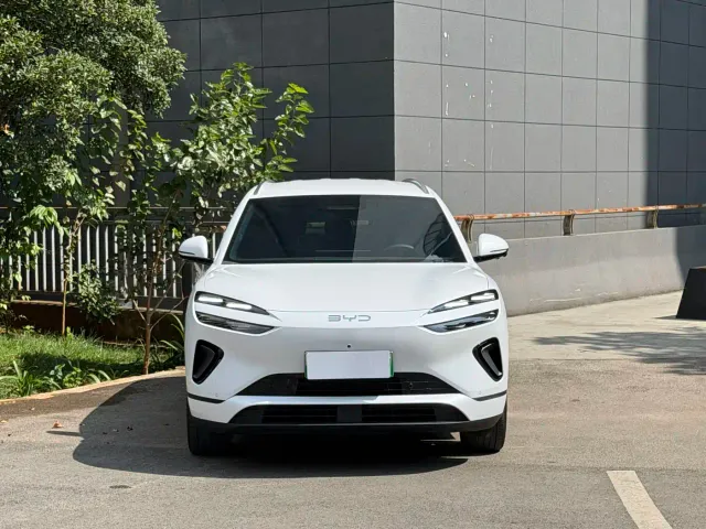 BYD Sealion 06 — Фото автомобиля 2