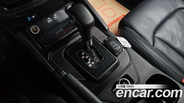 KG_Mobility_Ssangyong Rexton Новый Rexton Sport Khan Дизель 2.2 4WD — Фото автомобиля 8