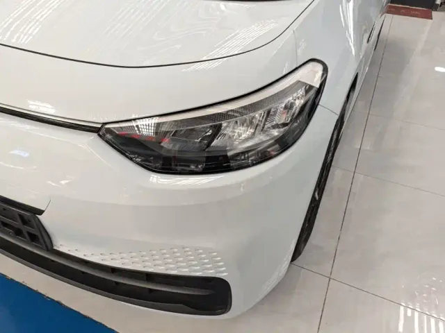Volkswagen ID.3 — Фото автомобиля 23
