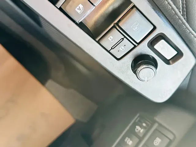Toyota Avalon — Фото автомобиля 18