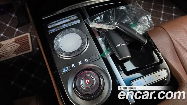 Genesis G80 Бензин 2.5 турбо AWD — Фото автомобиля 8
