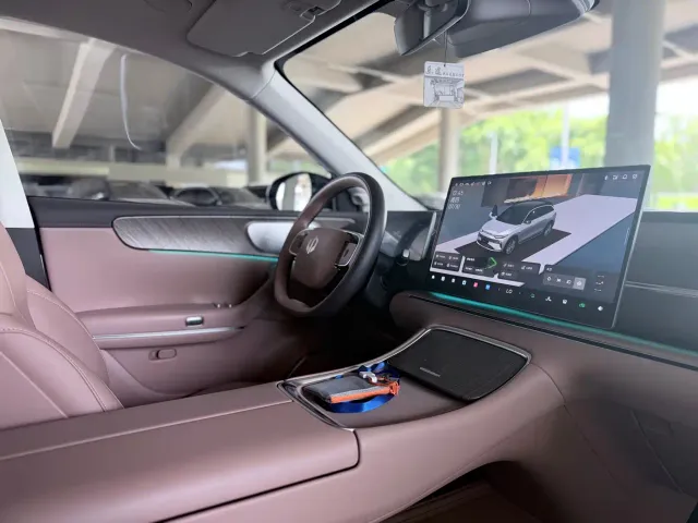 Leapmotor C11 — Фото автомобиля 13