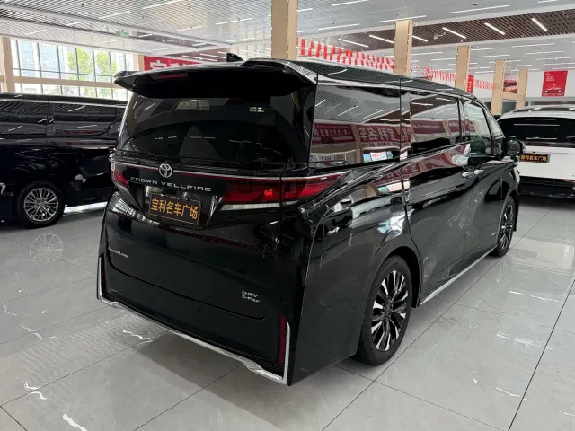 Toyota Vellfire — Фото автомобиля 6